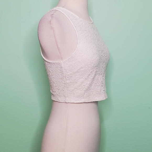 Forever 21 Ivory Lace Cropped Tank - Picture 5 of 7